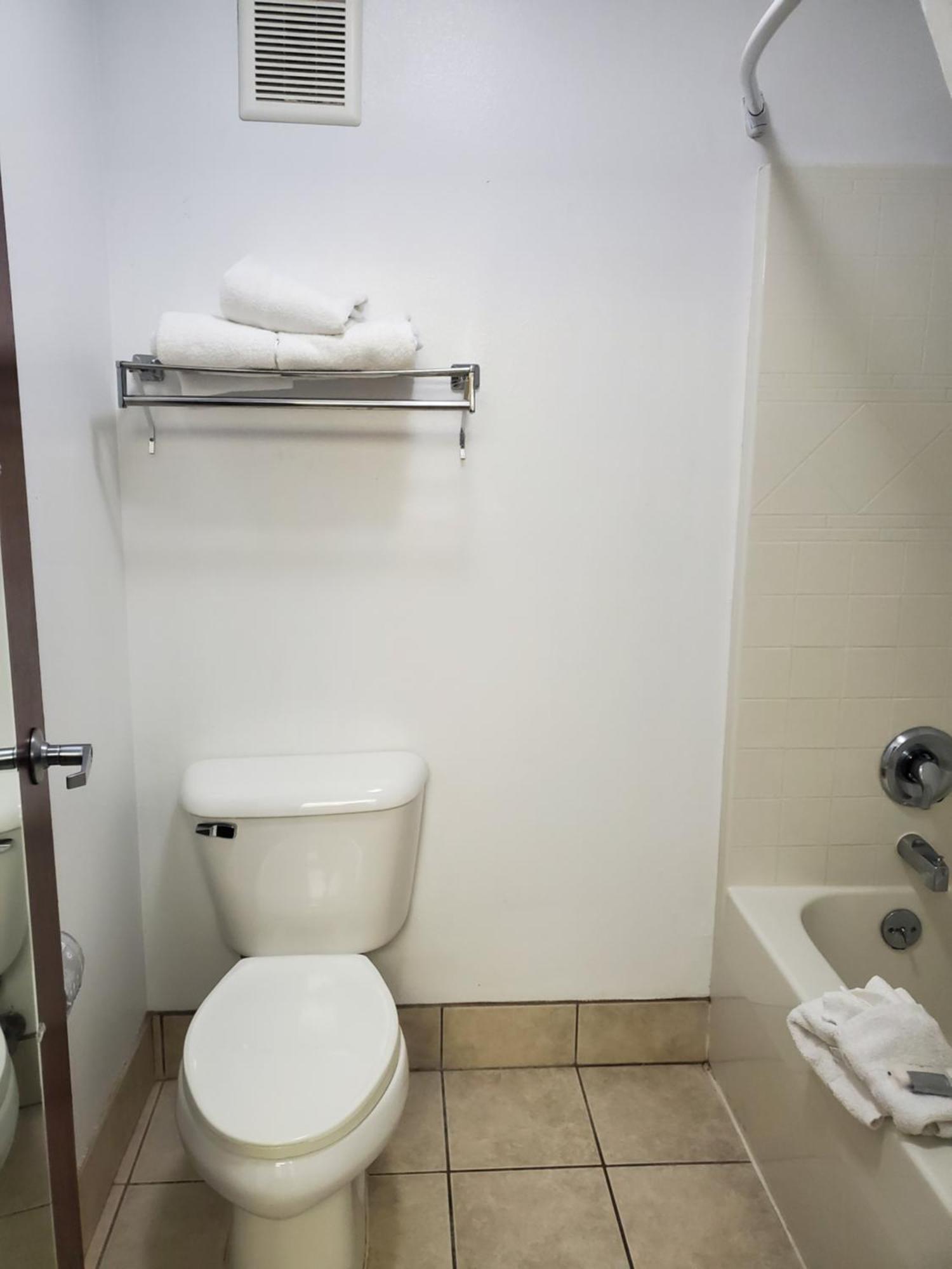 Omak Inn エクステリア 写真