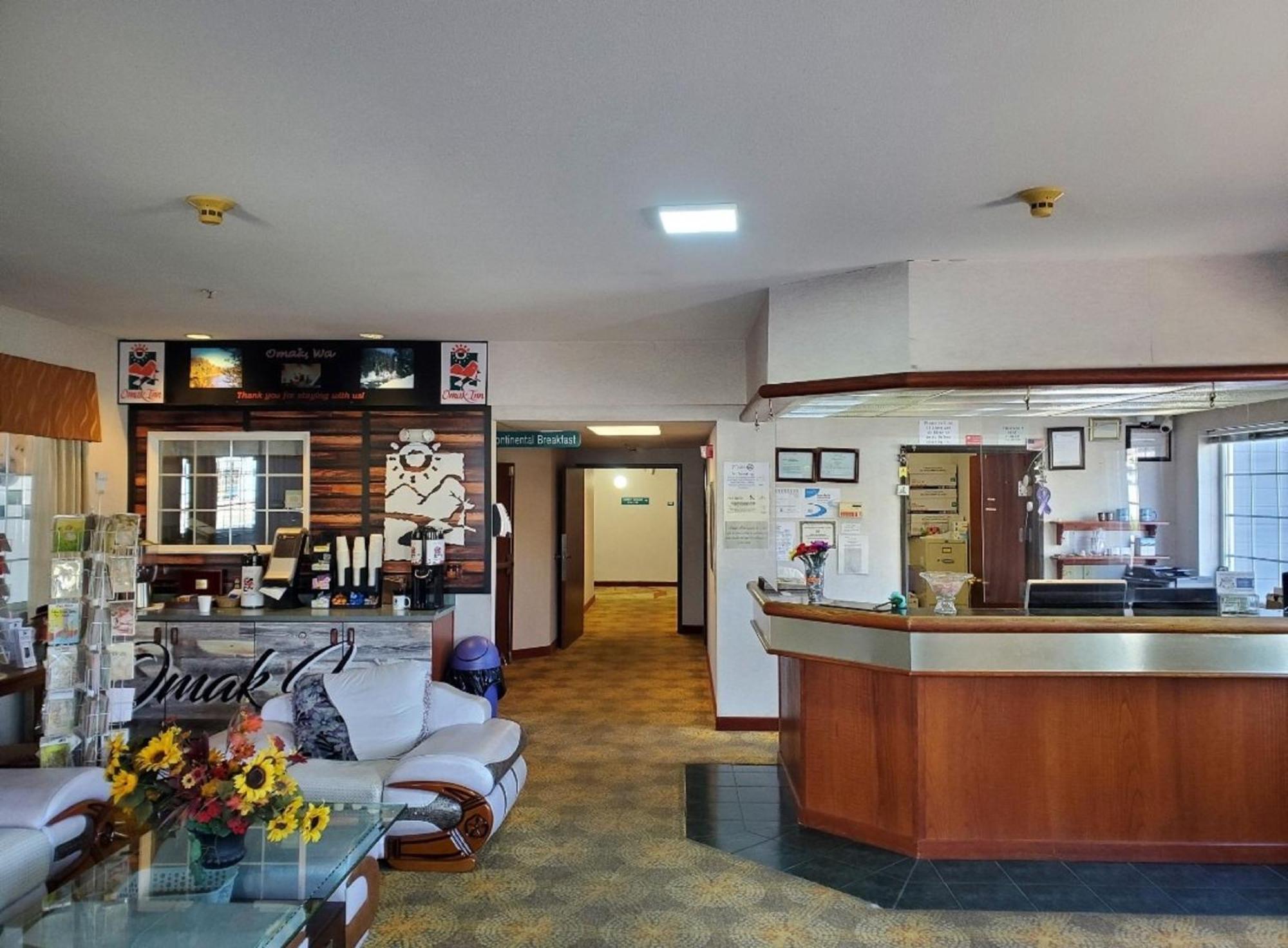 Omak Inn エクステリア 写真